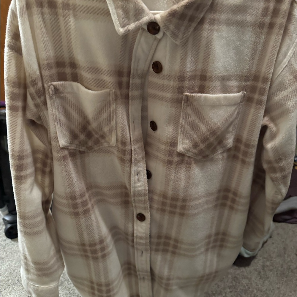Maurice’s Plaid Button up shackets size large both for price